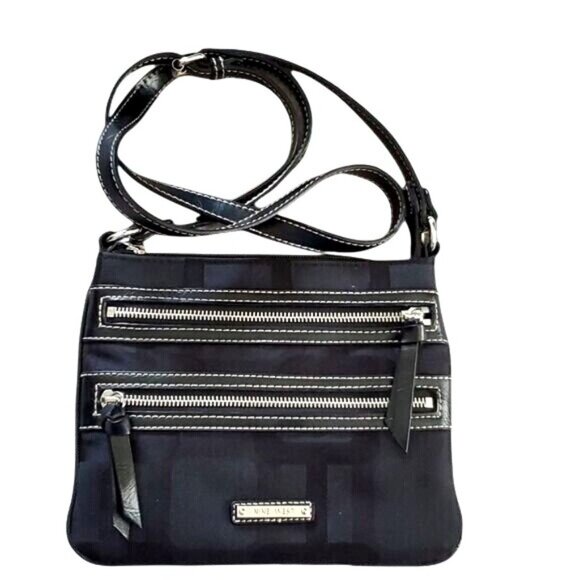 NINE WEST -BLACK CROSSBODY BAG2 Zip Pockets outside & 1 Inside. - Picture 1 of 10